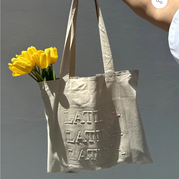 NWOT CELESTE SOL LATINA CANVAS TOTE - Picture 4 of 5